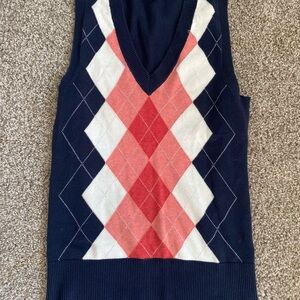 GAP Navy V-Neck Argyle Sweater Vest with Red and White Diamonds